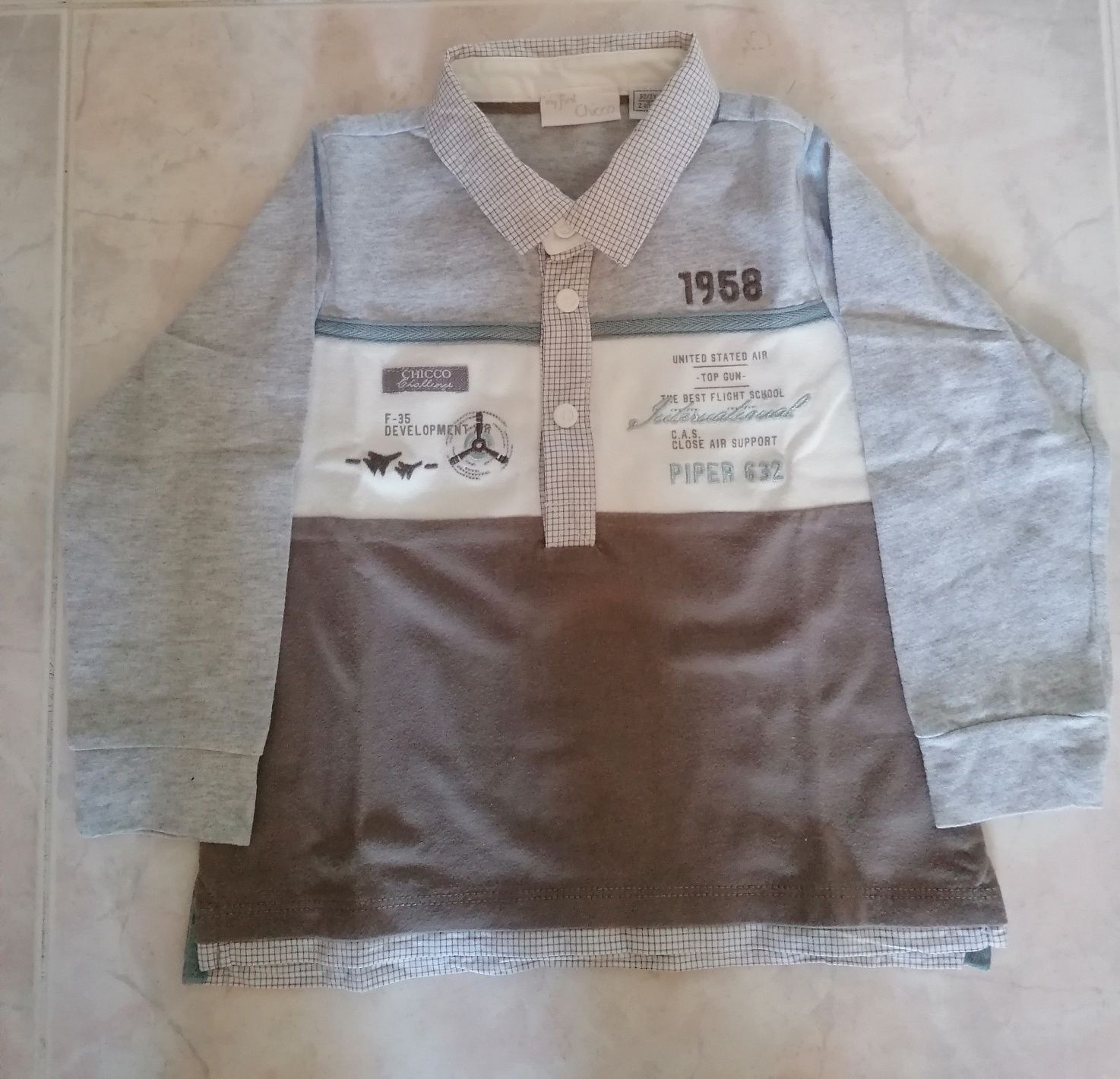 Sweat para menino, como nova.