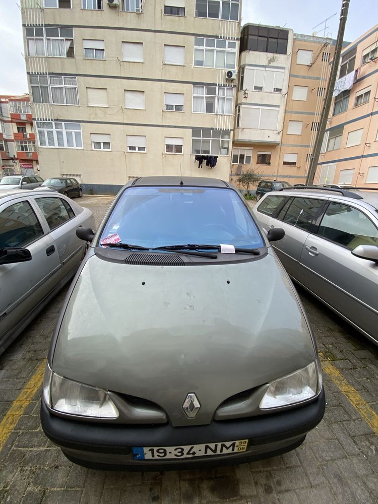 renault scenic 1.4 gasolina