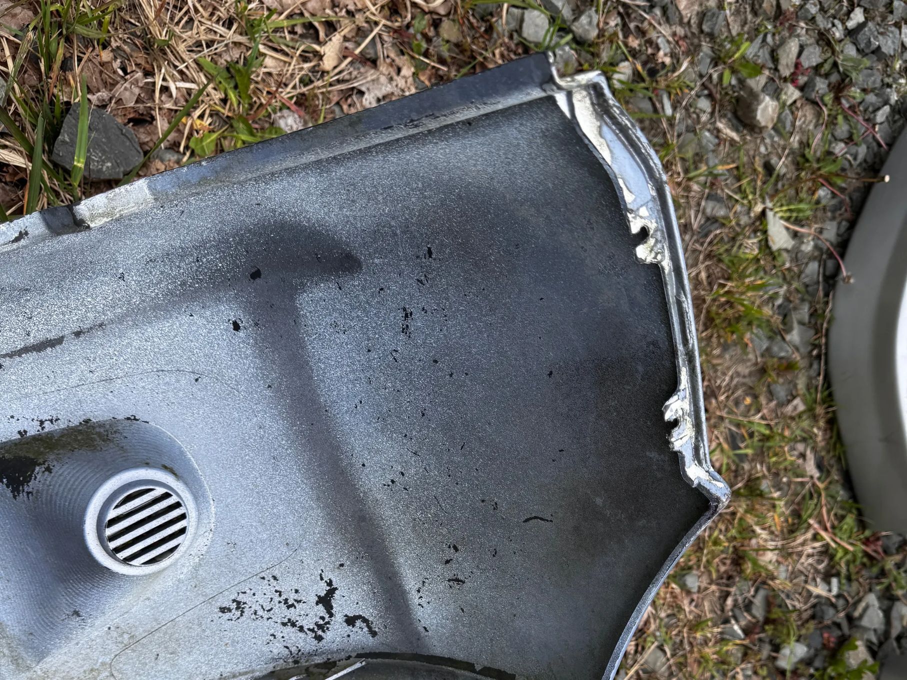 ZDERZAK PRZEDNI MITSUBISHI L400 SPACE GEAR OE MB930784