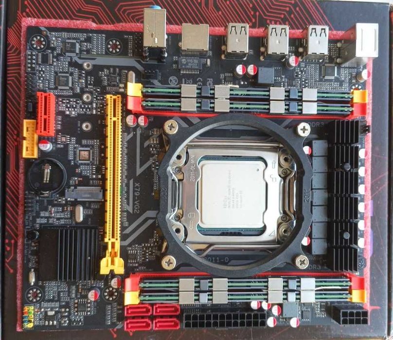 Комплект S2011 материнка процессор Intel Xeon 8 ядер память DDR3 16 GB