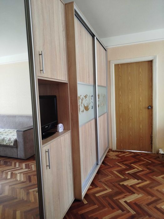 2-к. квартира 48м2 з балконом Воскресенський,25-Б Перова Воскресенка