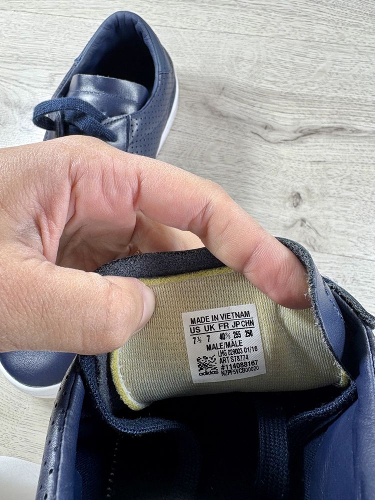 Adidas чоловічі кросівки шкіра на весну оригінал