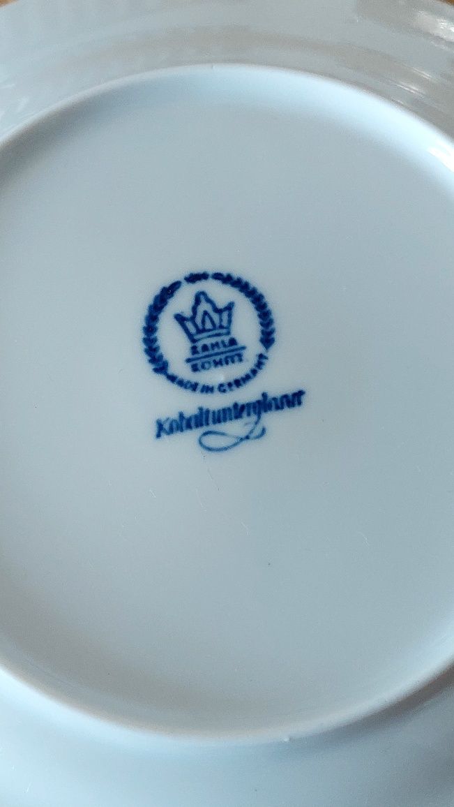 Porcelanowy spodek, talerz, talerzyk, Kahla, Sinfonie, wzór cebulowy