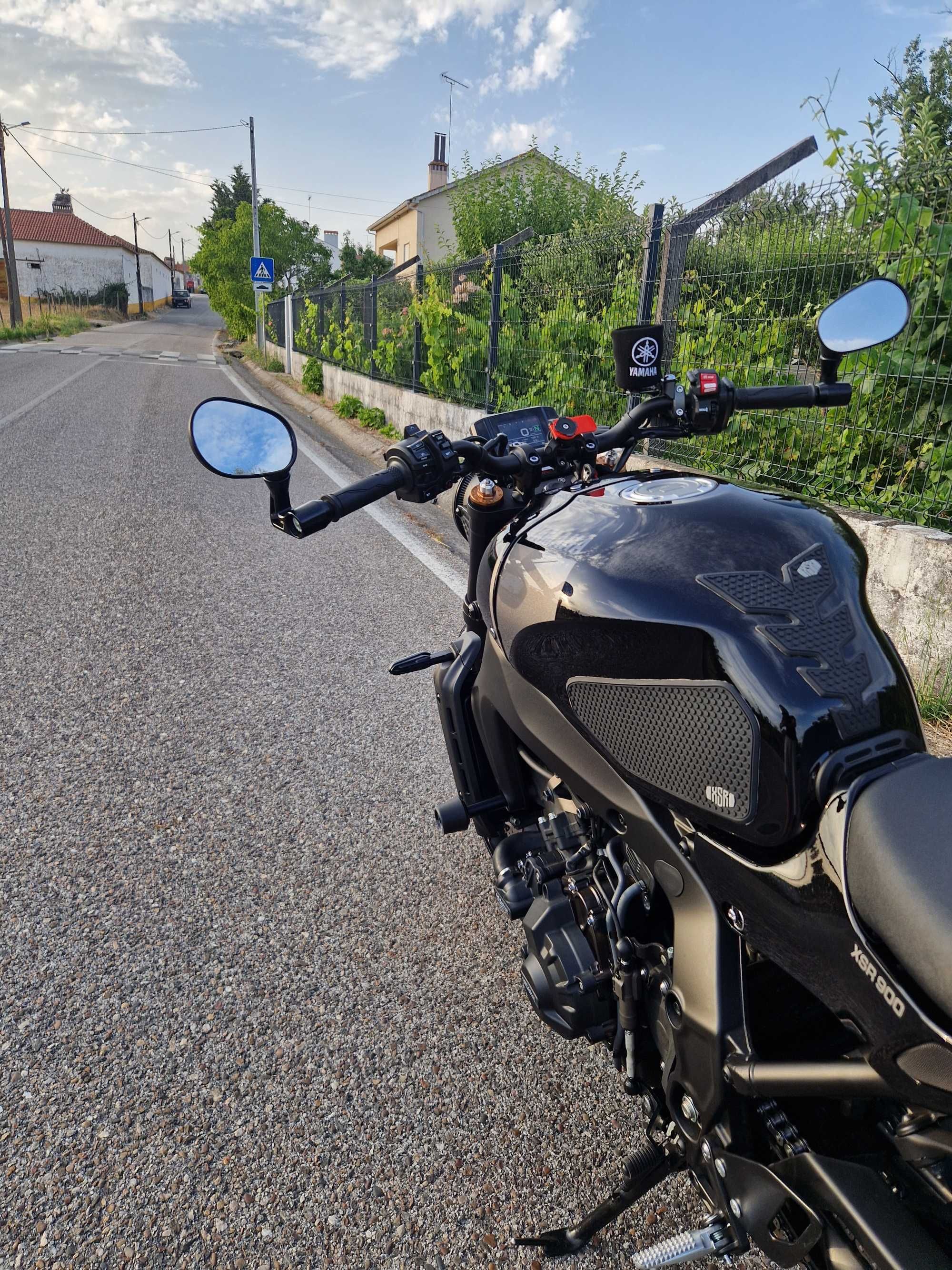 Yamaha Xsr 900 Midnight Black