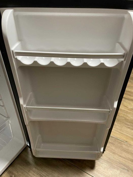 Lodówka Ravanson LKK-90ES 83cm 91L 41 dB Srebrno-czarny