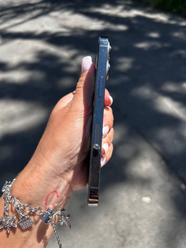 Iphone 13 pro gray