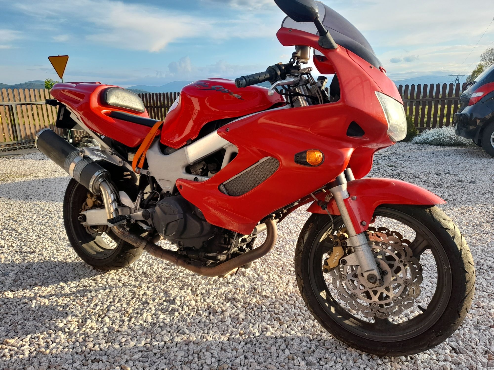 VTR 1000 Silnik wał skrzynia sprzęgło rozrusznik tłok koło głowica