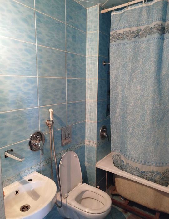 Продам  двоповерховий будинок 161 кв.м