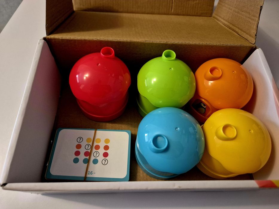 Дитячі розвиваючі ігри (магнітний конструктор/вивчення кольору,рахунок