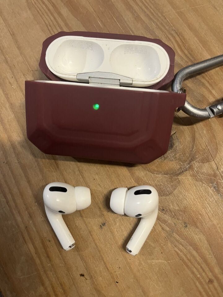 AirPods Pro на гарантии