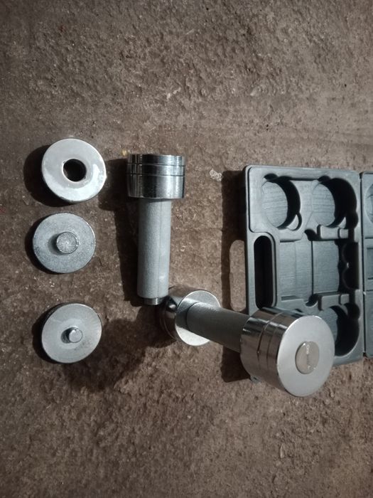 Zestaw do ćwiczeń, hantle 2 x 2,5 kg.