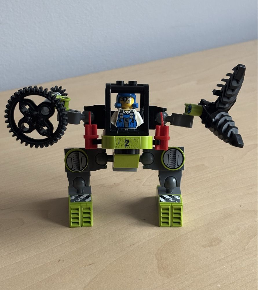 LEGO Power Miners Robot górniczy 8957