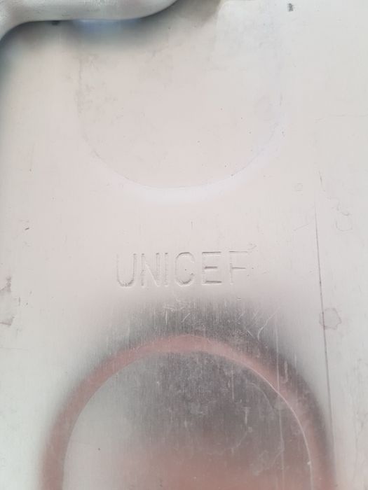 Pojemnik medyczno sanitarny unicef
