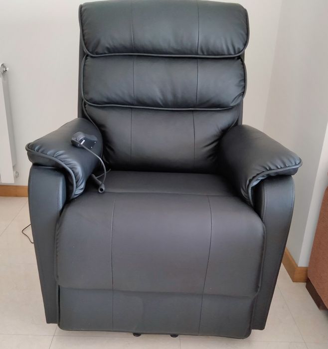Poltrona/Cadeirão Geriátrico Eléctrico com elevação - Modelo Sienna