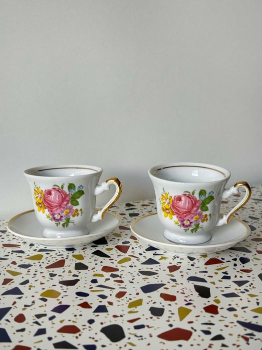 Zestaw 2 filiżanek z porcelany Fena Porzellan - kwiatowy motyw