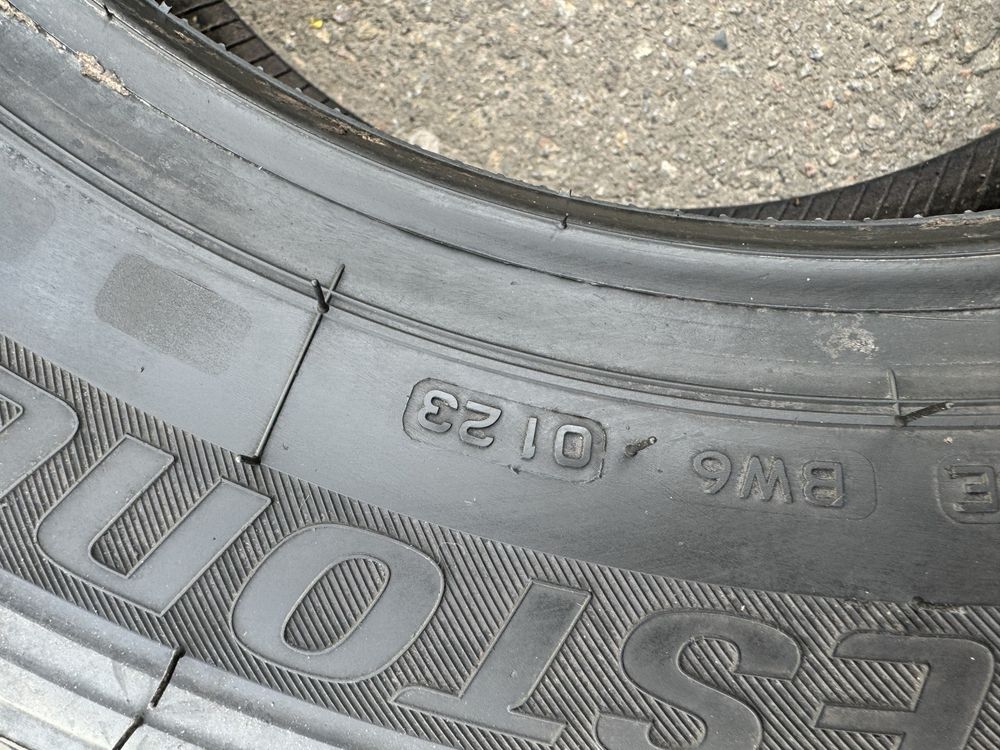 Шини 215/65R16C-4штBridgestone