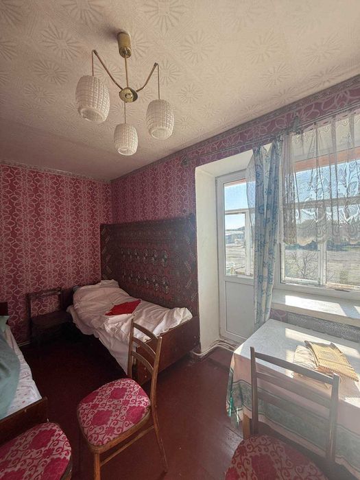 Продаж 3к квартири 52 кв. м на вул. В. Комарова, м. Бар