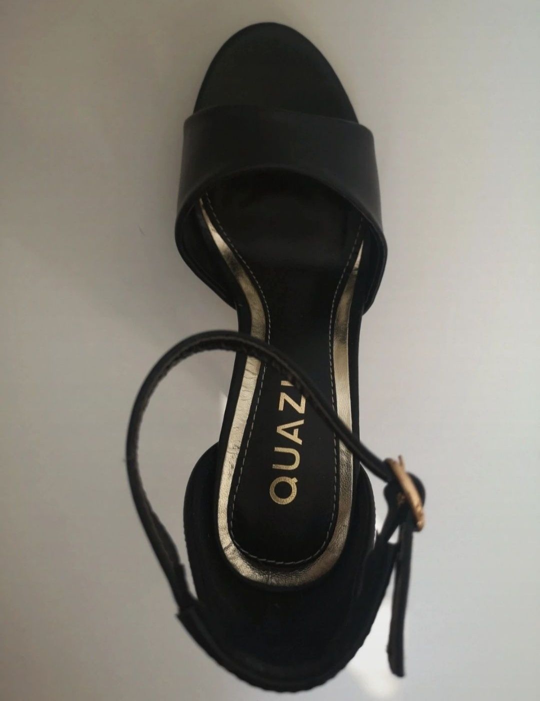 Nowe sandały damskie Quazi