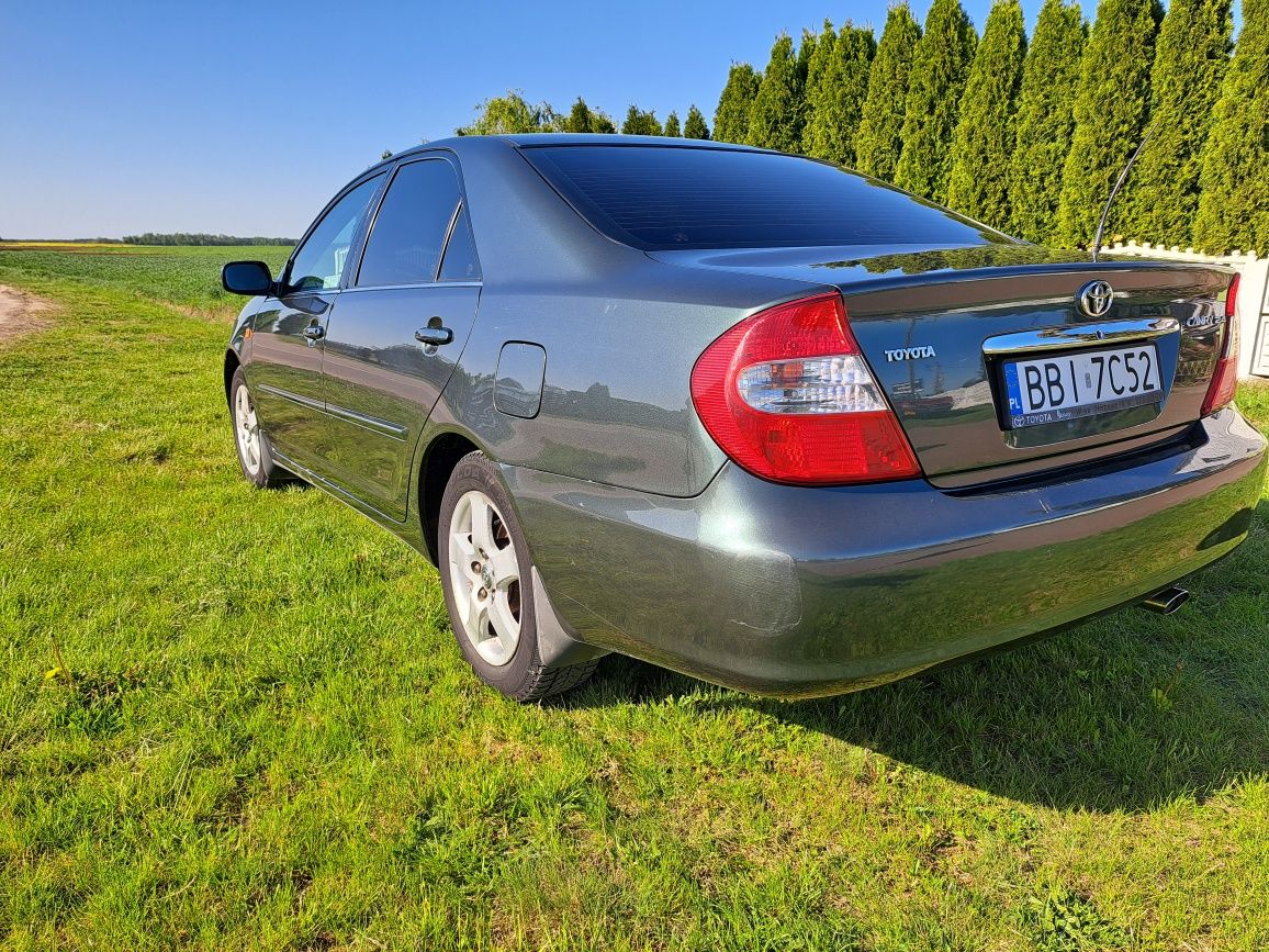 Toyota Camry 2.4 benzyna 2002r