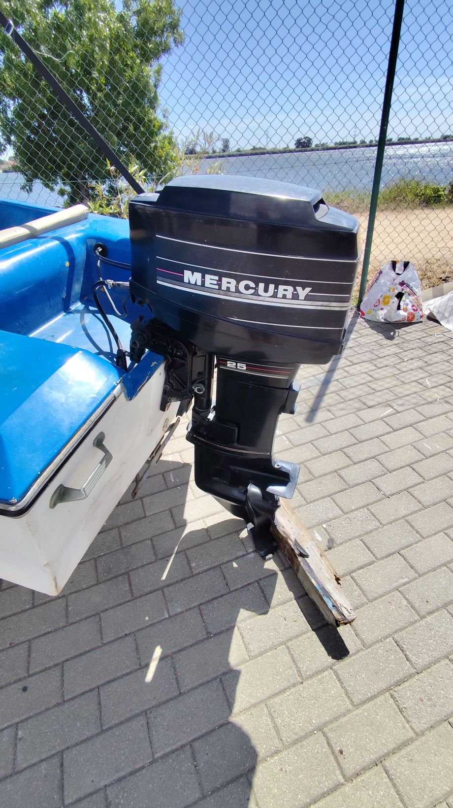 Vendo barco a motor