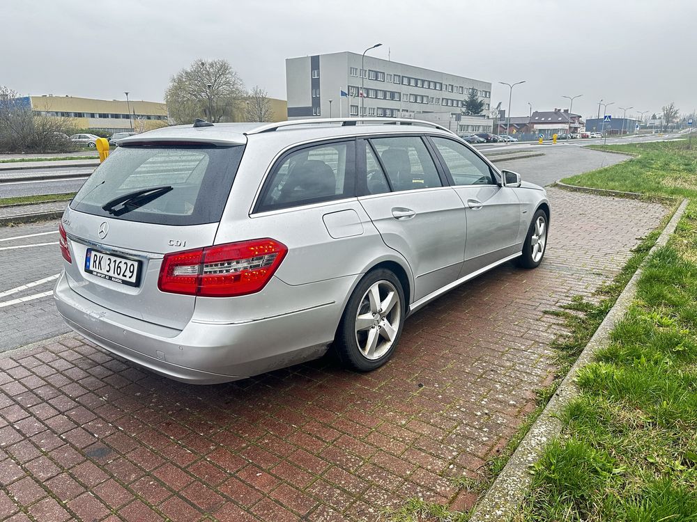 Mercedes E klasa  2011r 2.2Cdi zamiana