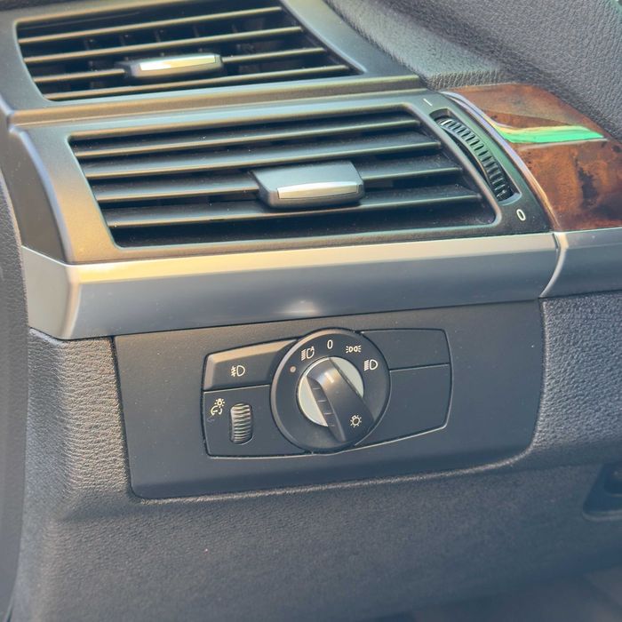 BMW X5 2011 E70 (FL) 35i АТ (306 к.с.) xDrive