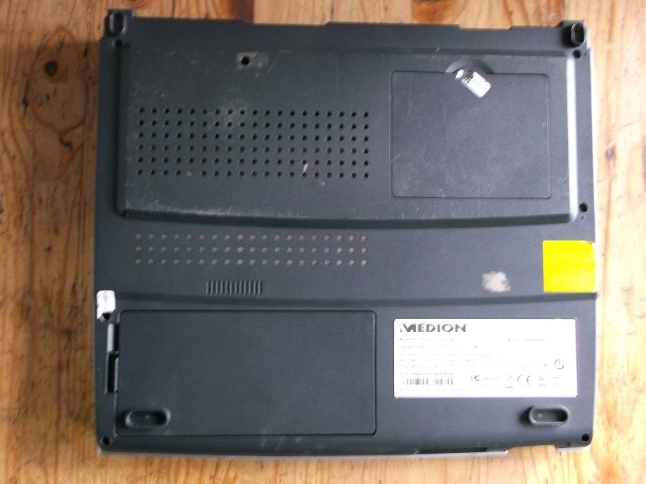 Laptop Medion FID 2130 na części