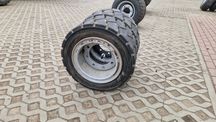 koła 28x12.5-15, 11.5/80-15.3 10.0/75-15.3 Paszowóz Wóz paszowy