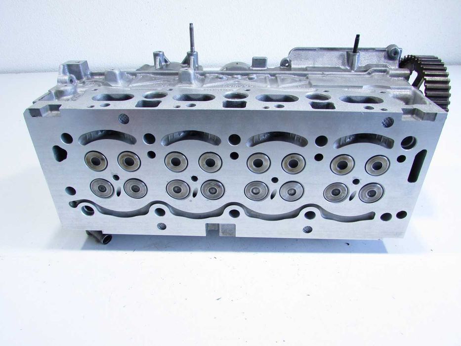 Głowica peugeot 4007 citroen c-crosser 2.2 hdi