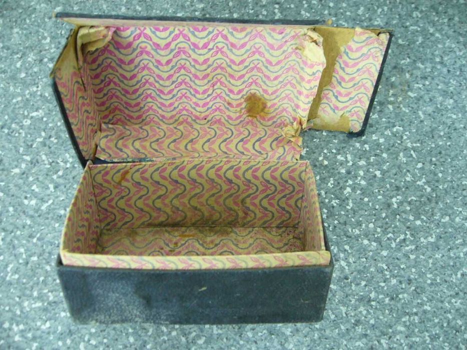 Mini żelazko podróżne typ P-120 zabytek 1958 rok