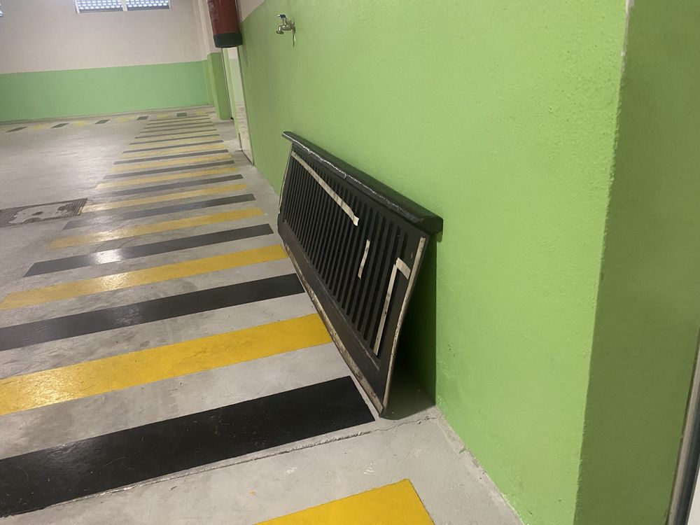 Proteçao interior tampa de mala Mitsubishi L200