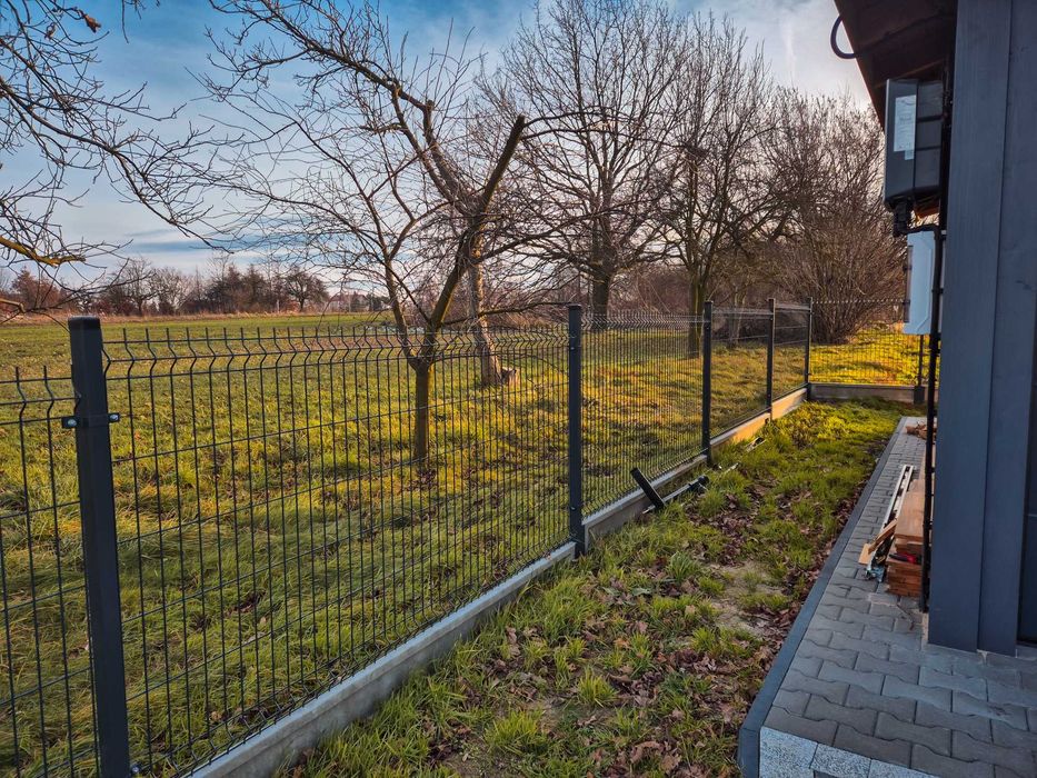 Kompletne ogrodzenie panelowe 4-1,2 słupek 2m obejma x2 komplet 42