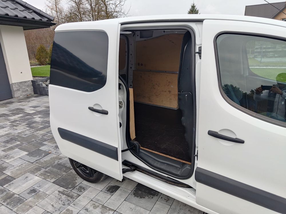Peugeot PARTNER 1.6 hdi  . Bez AdBlue