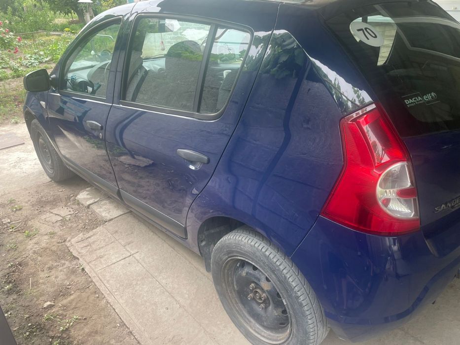Авто Dacia Sandero