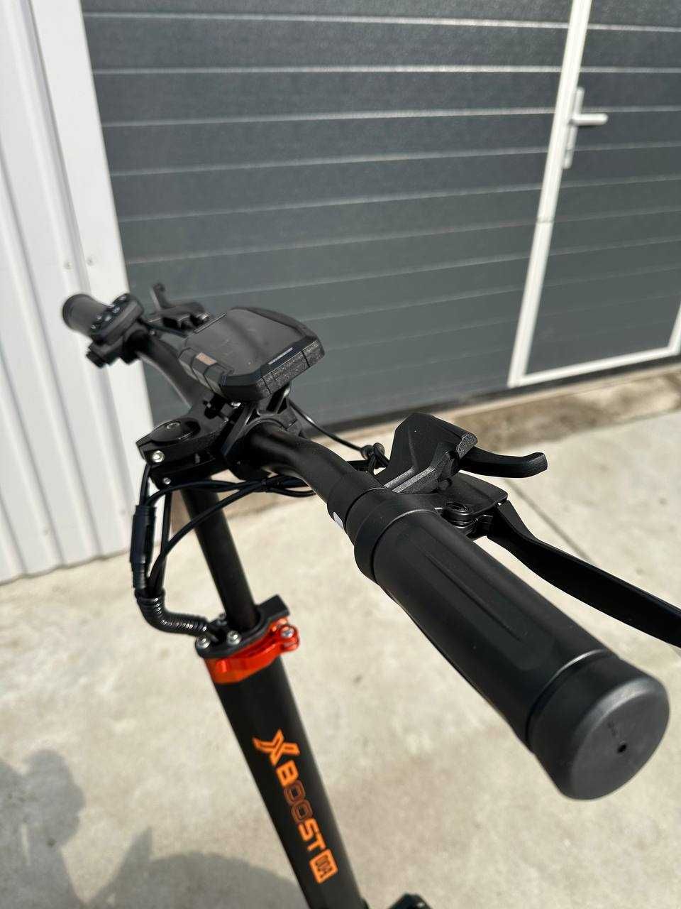 Швидкий електросамокат X-boost 004 1200Wх2 Dual Motor, 48V*20AH