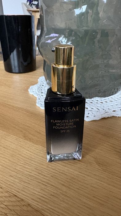 Sensai podklad nr 203  natural beige