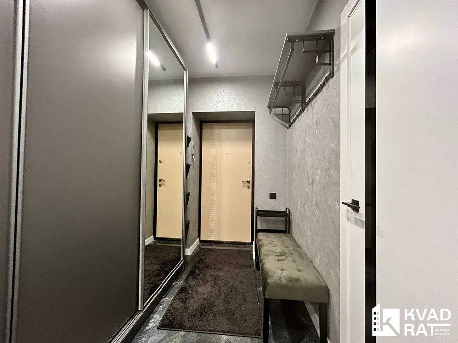 Здається 1к квартира, середній поверх