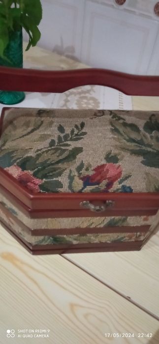 Caixa de costura nova