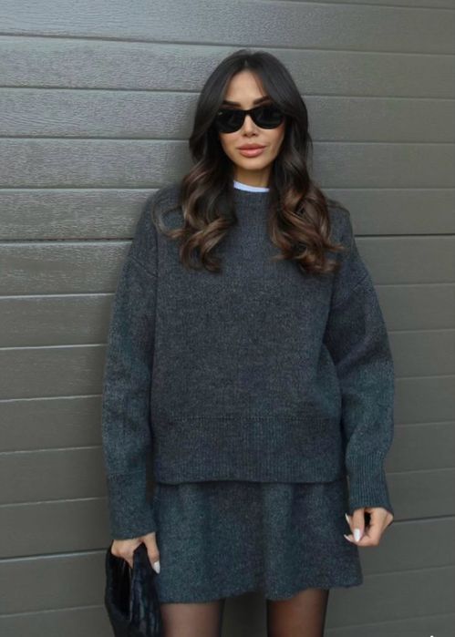 Костюм двійка- юбка трапеція і тепленький светер, від укр бренду( ete)