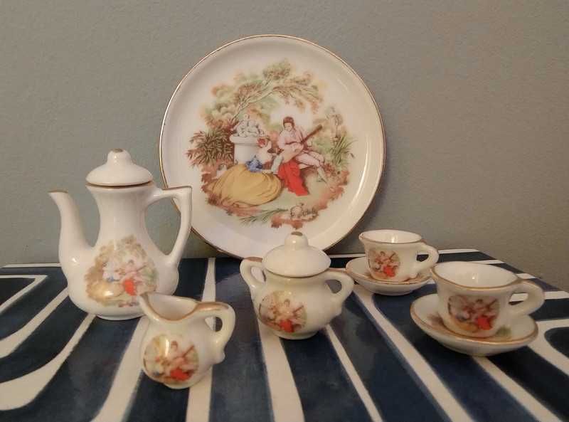 Miniaturowy porcelanowy serwis kawowy dla lalek porcelana vintage