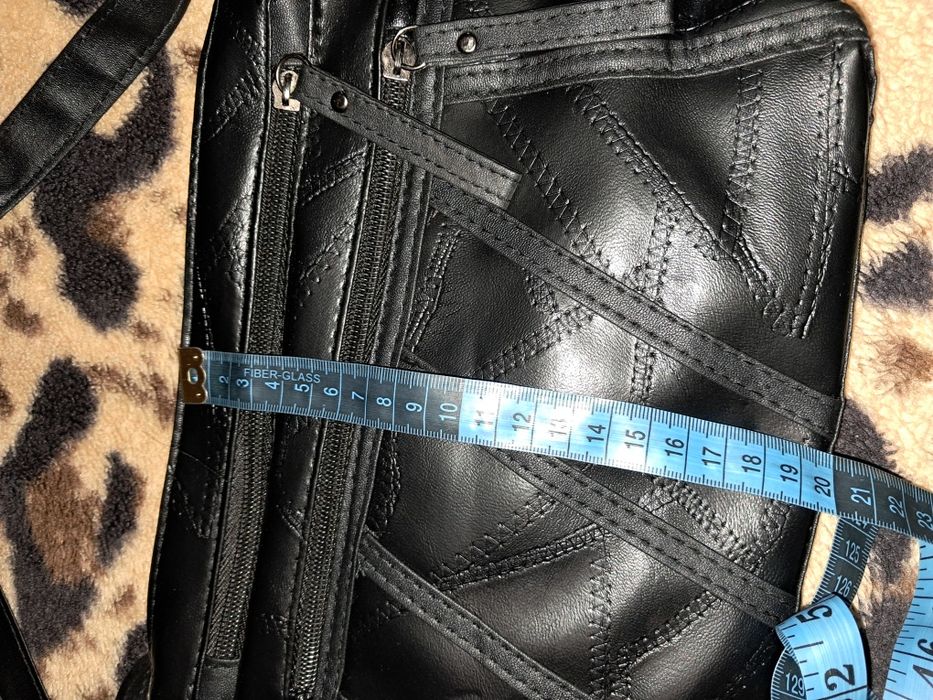 Жіноча сумка чорна