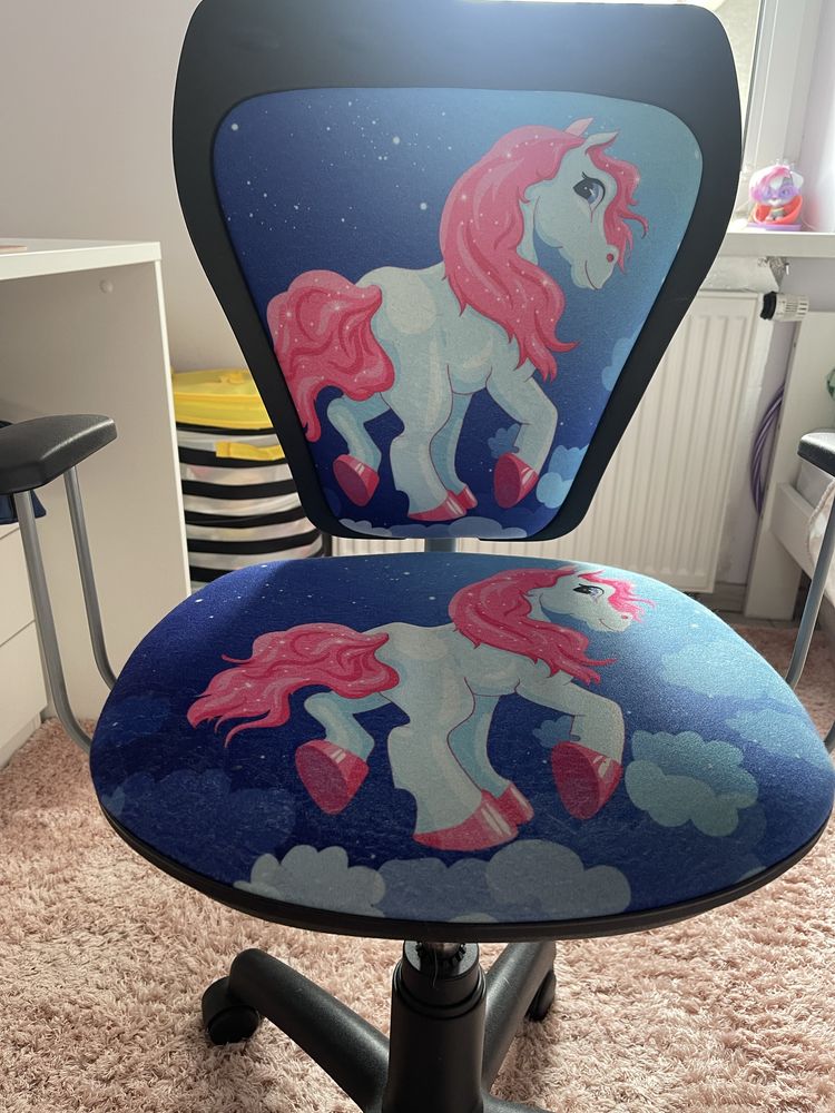 Krzesło obrotowe biurkowe dla dzieci