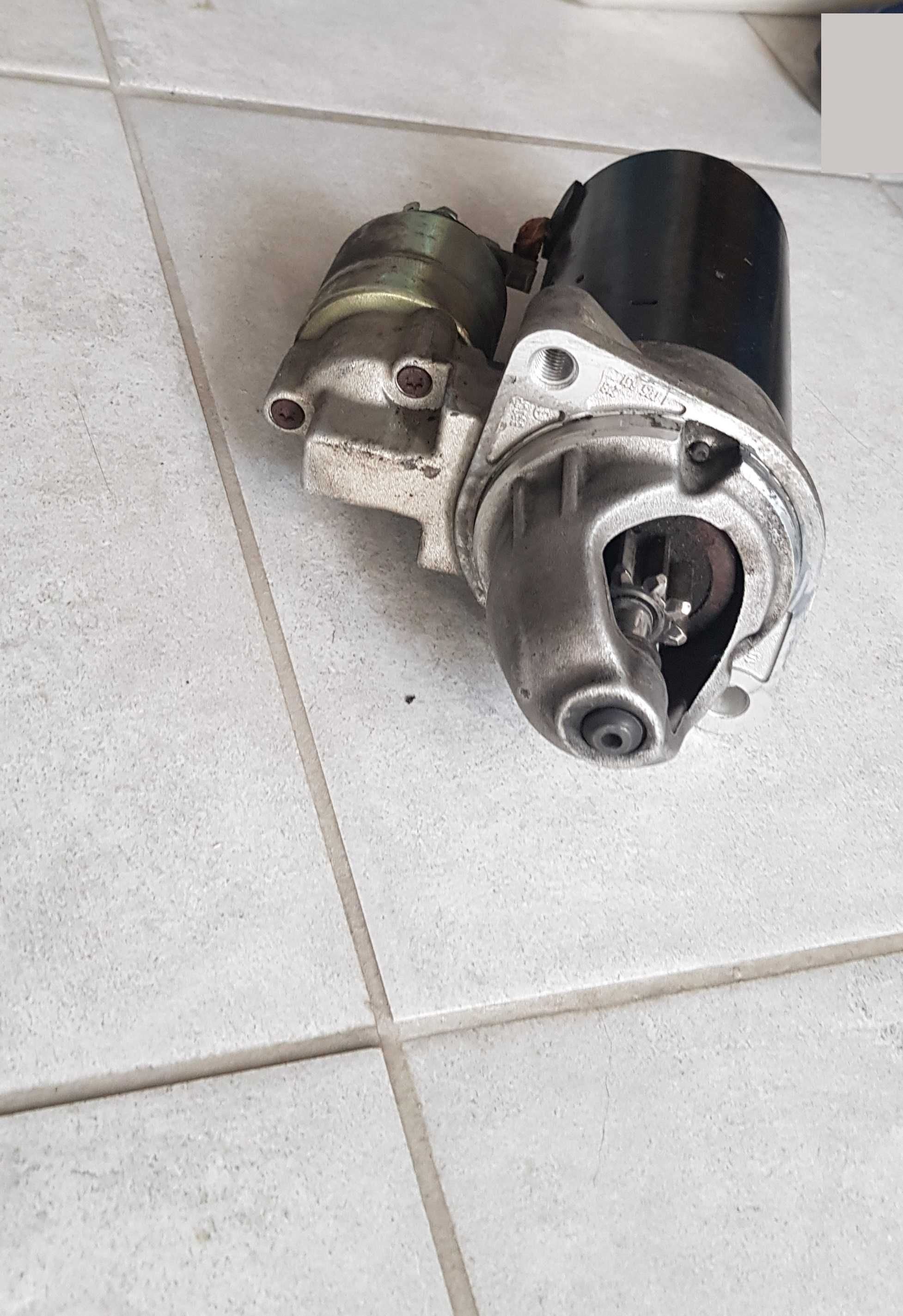 Części do BMW 01-04 E46 318i/318Ci/318ti rozrusznik alternator i inne