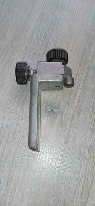 Направляюча для фрезера Makita 122703-7.