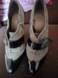 Buty na platformie zapinane