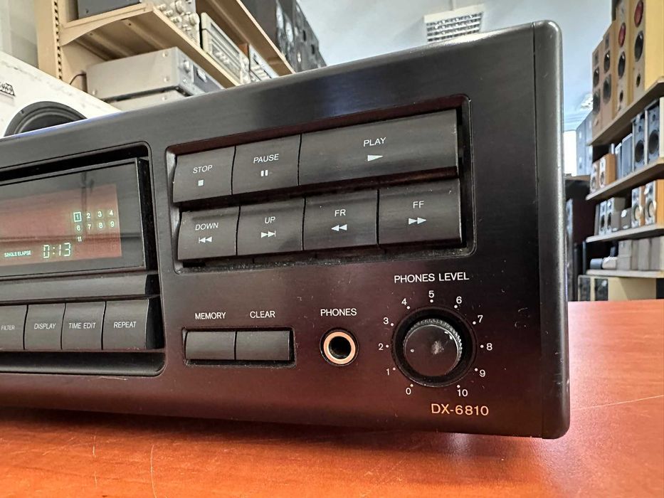 Odtwarzacz CD Onkyo DX-6810