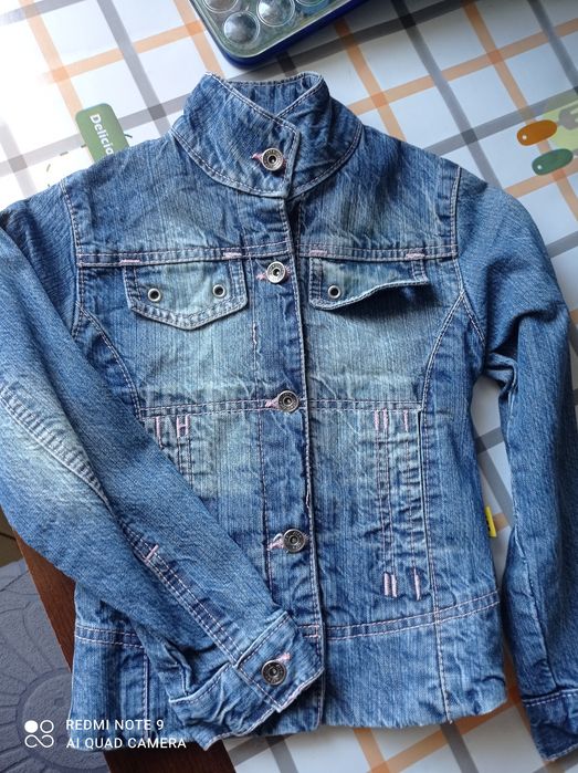 Kurtka jeansowa rozm 104 dla dziewczynki