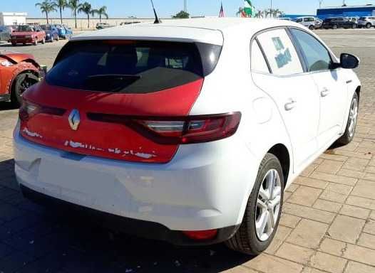 Renault Megane IV Berlina (2019) - Carro Completo (Peças)