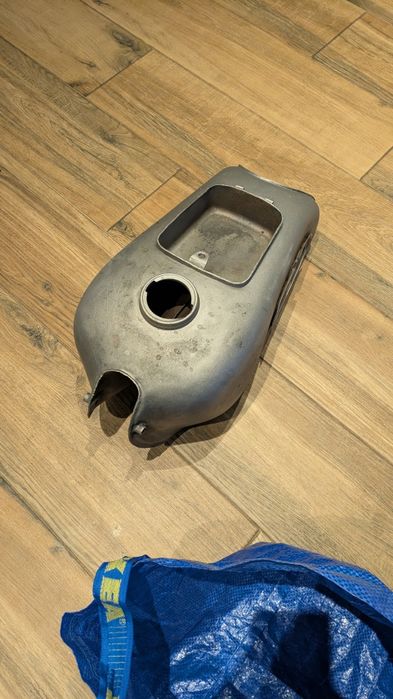 Deposito & Guarda Lamas BMW R27