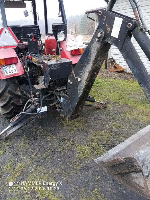 Koparka zawieszana do traktora